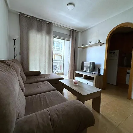 Bueno Piso 2 Torrevieja